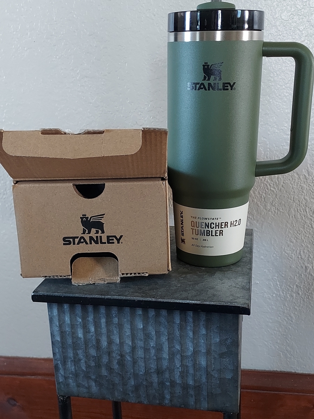 Stanley Quencher H2.0 Tumbler with Handle